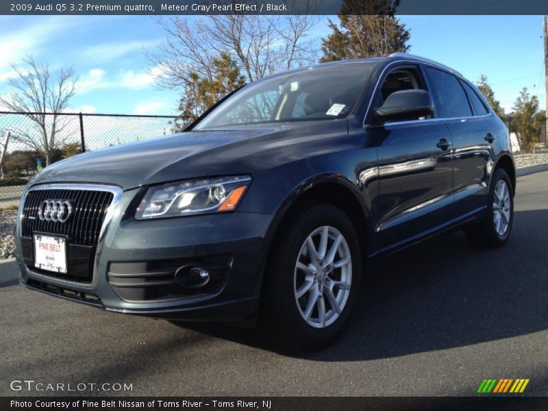Meteor Gray Pearl Effect / Black 2009 Audi Q5 3.2 Premium quattro