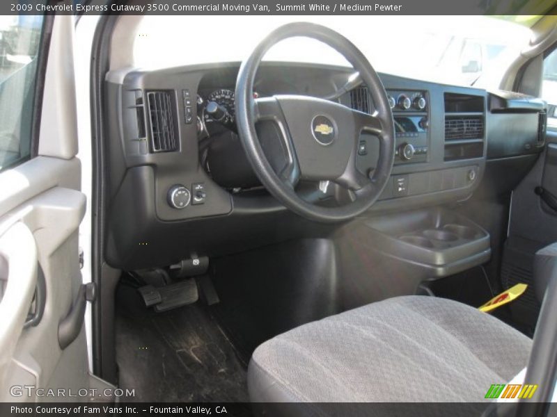 Summit White / Medium Pewter 2009 Chevrolet Express Cutaway 3500 Commercial Moving Van