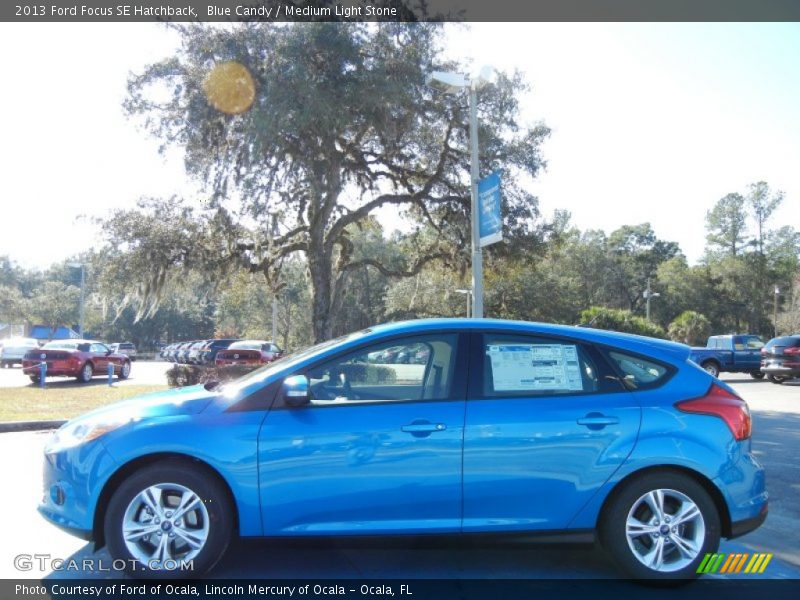 Blue Candy / Medium Light Stone 2013 Ford Focus SE Hatchback