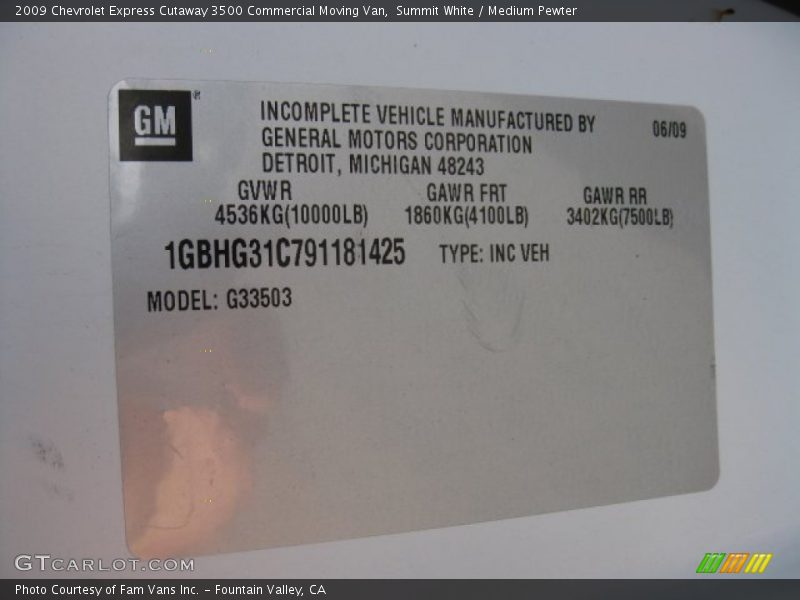 Summit White / Medium Pewter 2009 Chevrolet Express Cutaway 3500 Commercial Moving Van