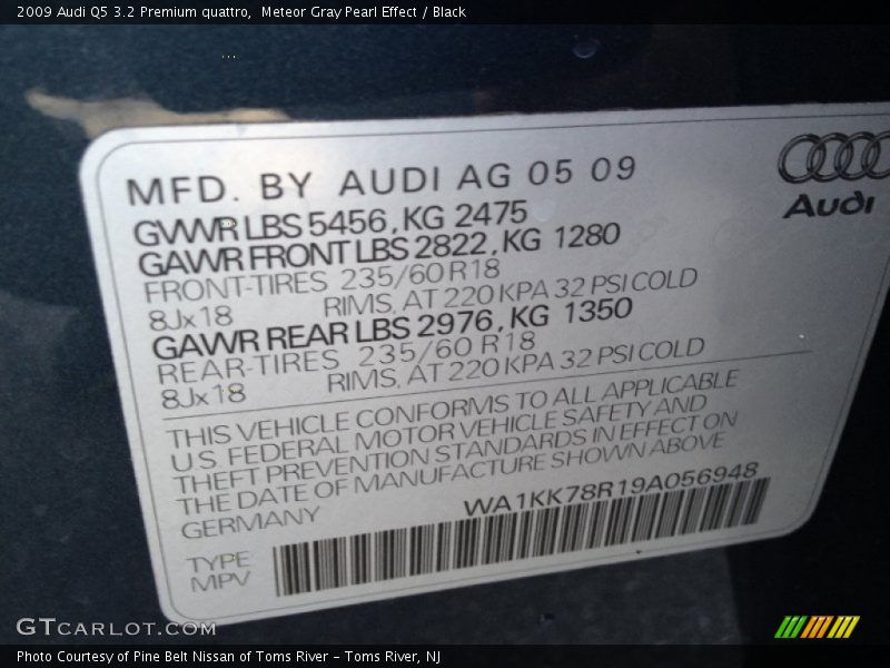 Meteor Gray Pearl Effect / Black 2009 Audi Q5 3.2 Premium quattro