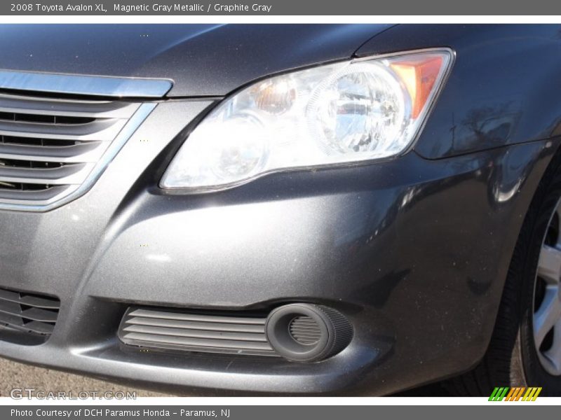 Magnetic Gray Metallic / Graphite Gray 2008 Toyota Avalon XL