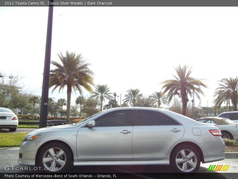 Classic Silver Metallic / Dark Charcoal 2011 Toyota Camry SE
