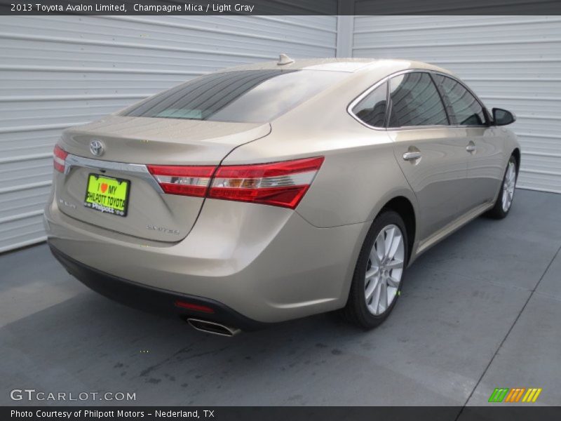 Champagne Mica / Light Gray 2013 Toyota Avalon Limited