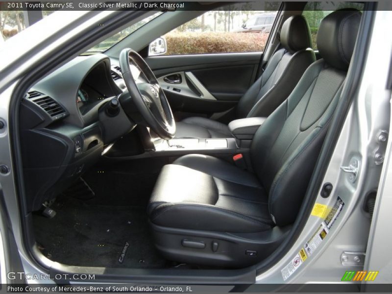 Classic Silver Metallic / Dark Charcoal 2011 Toyota Camry SE