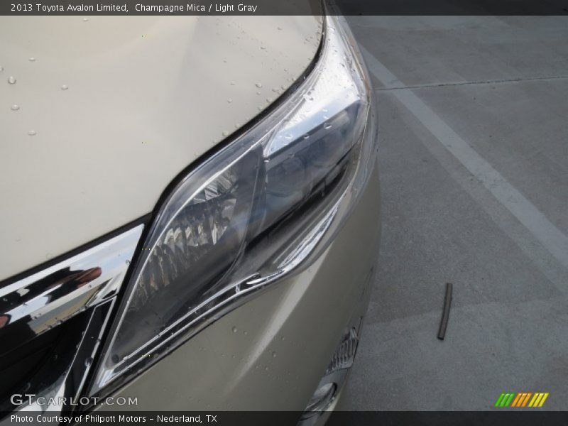 Champagne Mica / Light Gray 2013 Toyota Avalon Limited