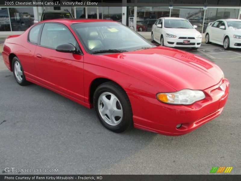 Front 3/4 View of 2005 Monte Carlo LT