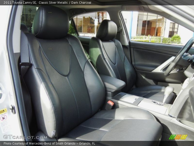 Classic Silver Metallic / Dark Charcoal 2011 Toyota Camry SE