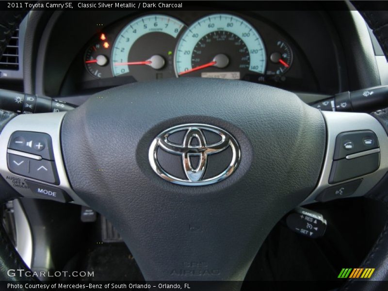 Classic Silver Metallic / Dark Charcoal 2011 Toyota Camry SE