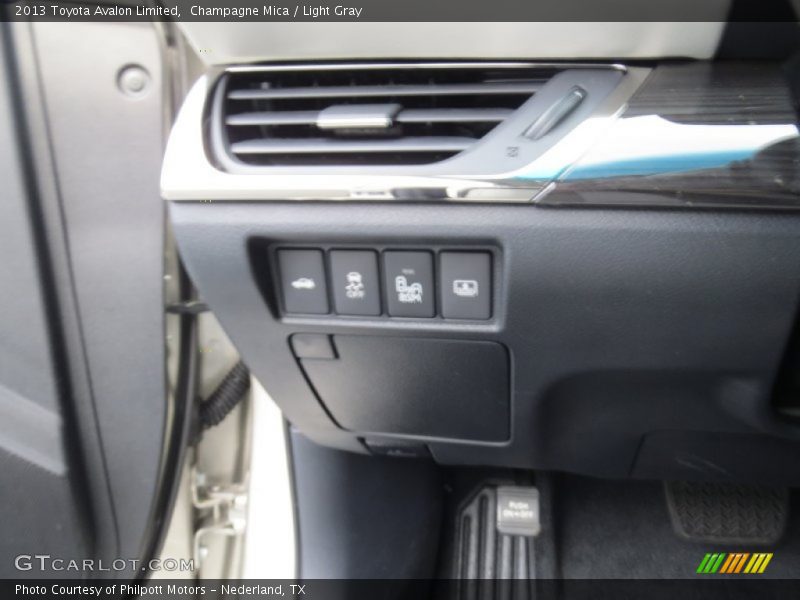 Champagne Mica / Light Gray 2013 Toyota Avalon Limited