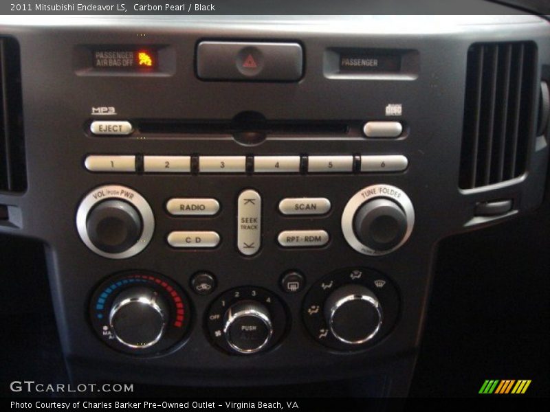 Carbon Pearl / Black 2011 Mitsubishi Endeavor LS