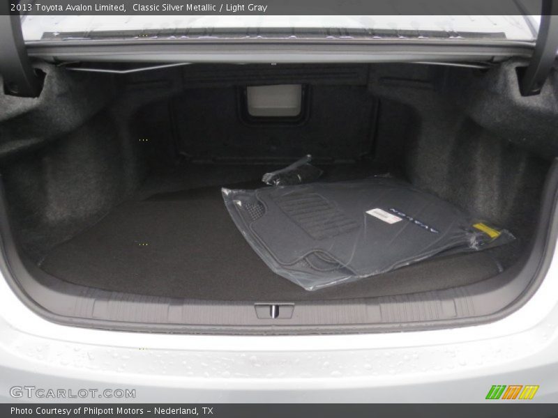  2013 Avalon Limited Trunk