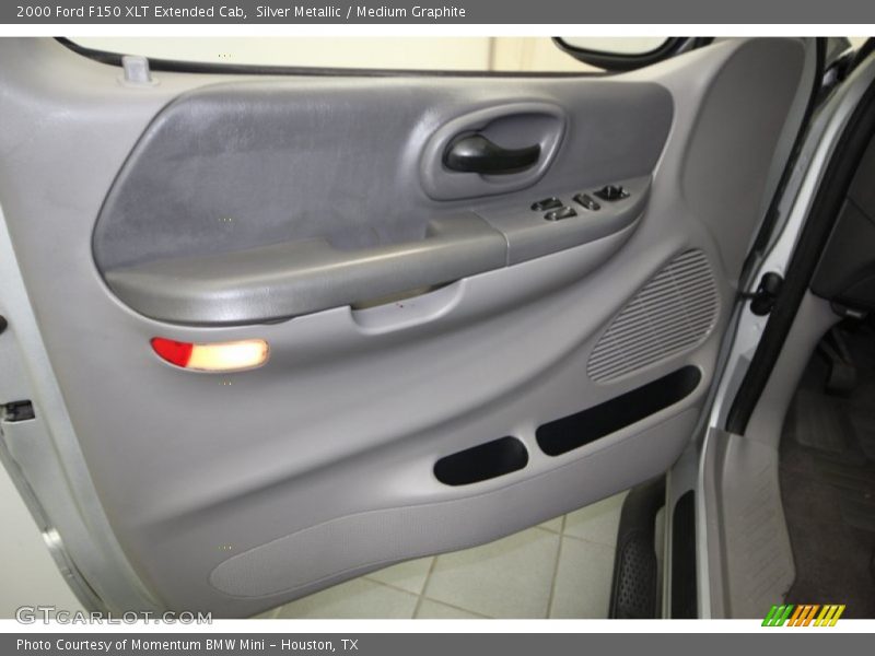 Silver Metallic / Medium Graphite 2000 Ford F150 XLT Extended Cab