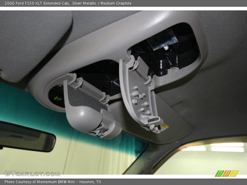 Silver Metallic / Medium Graphite 2000 Ford F150 XLT Extended Cab
