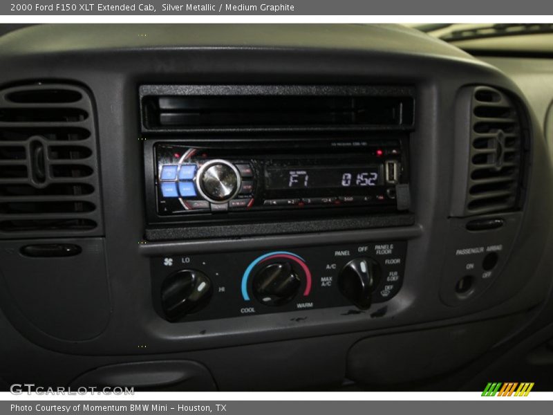 Silver Metallic / Medium Graphite 2000 Ford F150 XLT Extended Cab