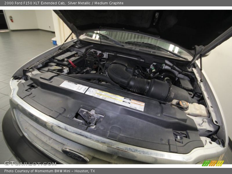 Silver Metallic / Medium Graphite 2000 Ford F150 XLT Extended Cab