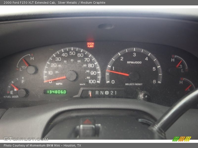 Silver Metallic / Medium Graphite 2000 Ford F150 XLT Extended Cab