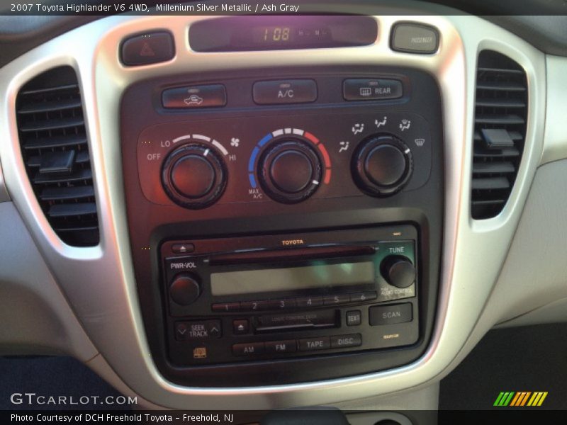 Millenium Silver Metallic / Ash Gray 2007 Toyota Highlander V6 4WD