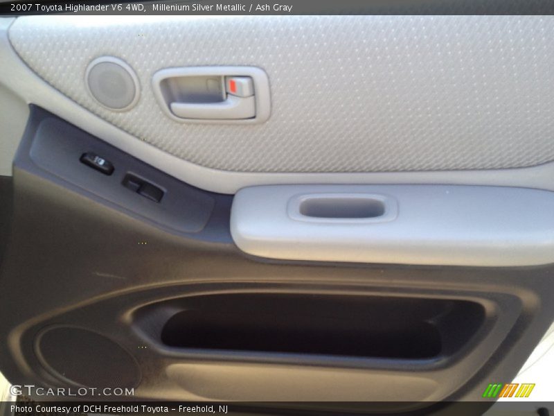 Millenium Silver Metallic / Ash Gray 2007 Toyota Highlander V6 4WD