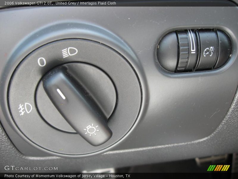 United Grey / Interlagos Plaid Cloth 2006 Volkswagen GTI 2.0T