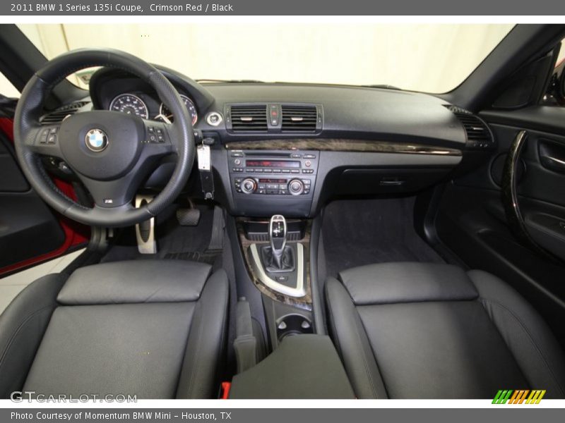 Dashboard of 2011 1 Series 135i Coupe