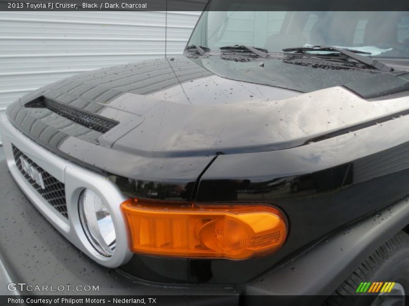 Black / Dark Charcoal 2013 Toyota FJ Cruiser