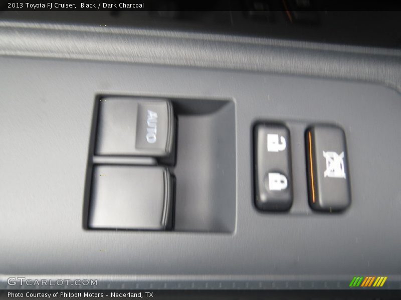 Black / Dark Charcoal 2013 Toyota FJ Cruiser