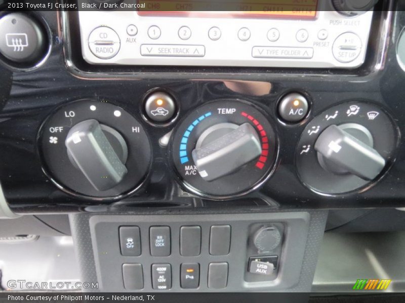 Controls of 2013 FJ Cruiser 
