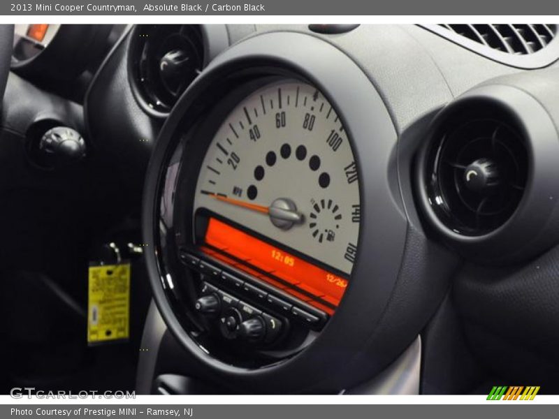 Absolute Black / Carbon Black 2013 Mini Cooper Countryman