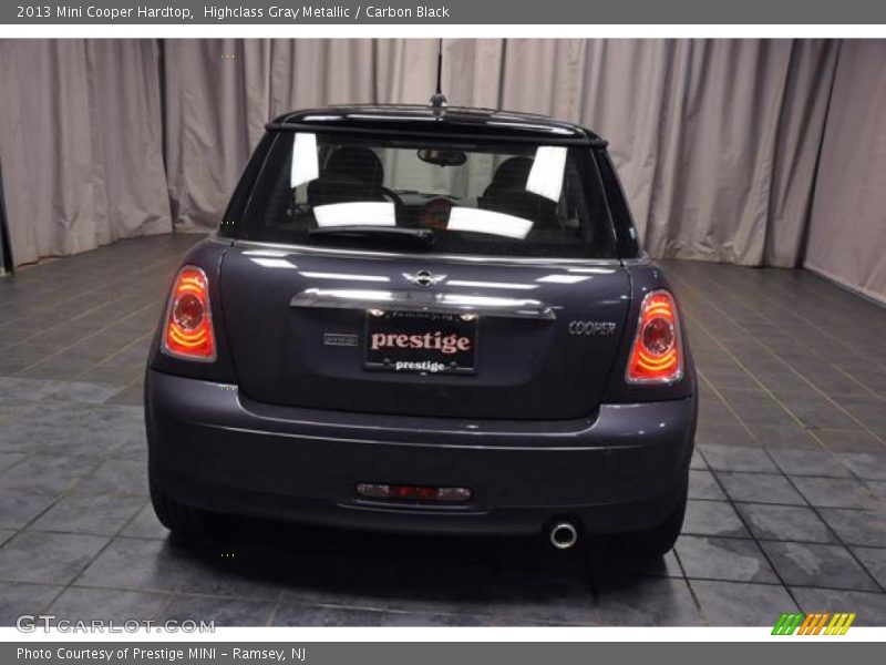 Highclass Gray Metallic / Carbon Black 2013 Mini Cooper Hardtop