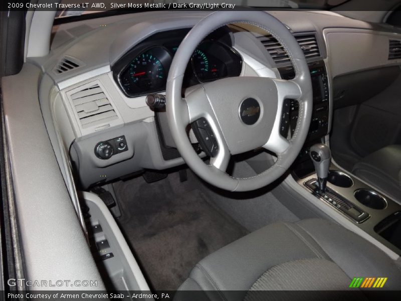 Silver Moss Metallic / Dark Gray/Light Gray 2009 Chevrolet Traverse LT AWD