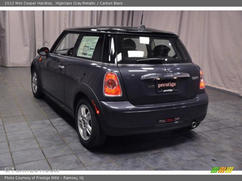 Highclass Gray Metallic / Carbon Black 2013 Mini Cooper Hardtop