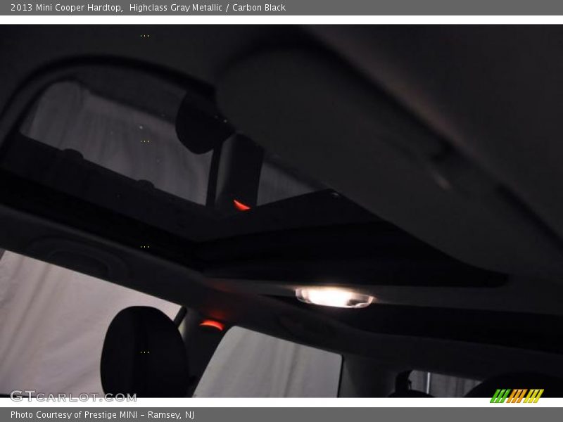 Highclass Gray Metallic / Carbon Black 2013 Mini Cooper Hardtop