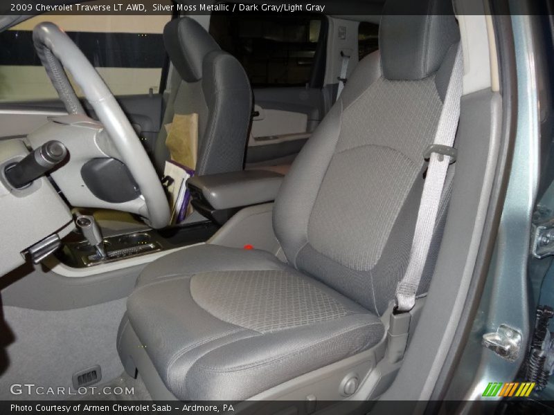Silver Moss Metallic / Dark Gray/Light Gray 2009 Chevrolet Traverse LT AWD