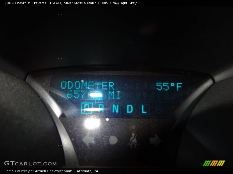Silver Moss Metallic / Dark Gray/Light Gray 2009 Chevrolet Traverse LT AWD