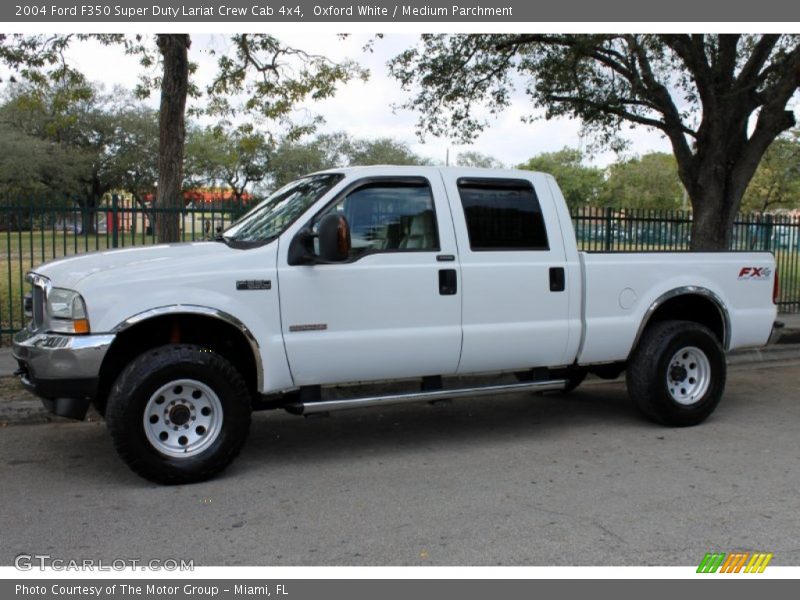 Oxford White / Medium Parchment 2004 Ford F350 Super Duty Lariat Crew Cab 4x4