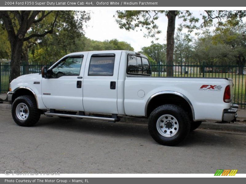 Oxford White / Medium Parchment 2004 Ford F350 Super Duty Lariat Crew Cab 4x4