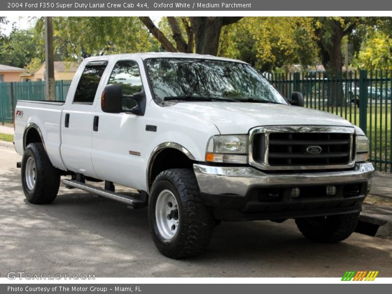 Oxford White / Medium Parchment 2004 Ford F350 Super Duty Lariat Crew Cab 4x4