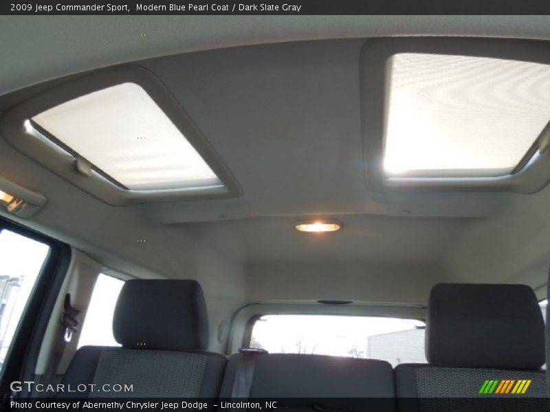 Modern Blue Pearl Coat / Dark Slate Gray 2009 Jeep Commander Sport