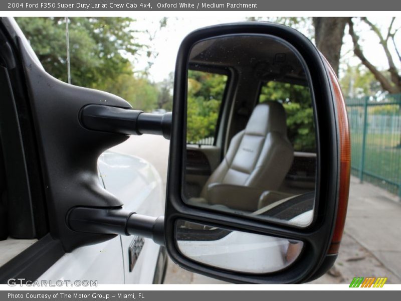 Oxford White / Medium Parchment 2004 Ford F350 Super Duty Lariat Crew Cab 4x4