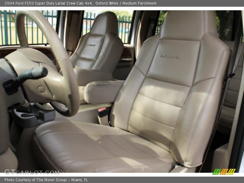 Oxford White / Medium Parchment 2004 Ford F350 Super Duty Lariat Crew Cab 4x4