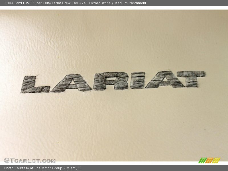 Oxford White / Medium Parchment 2004 Ford F350 Super Duty Lariat Crew Cab 4x4