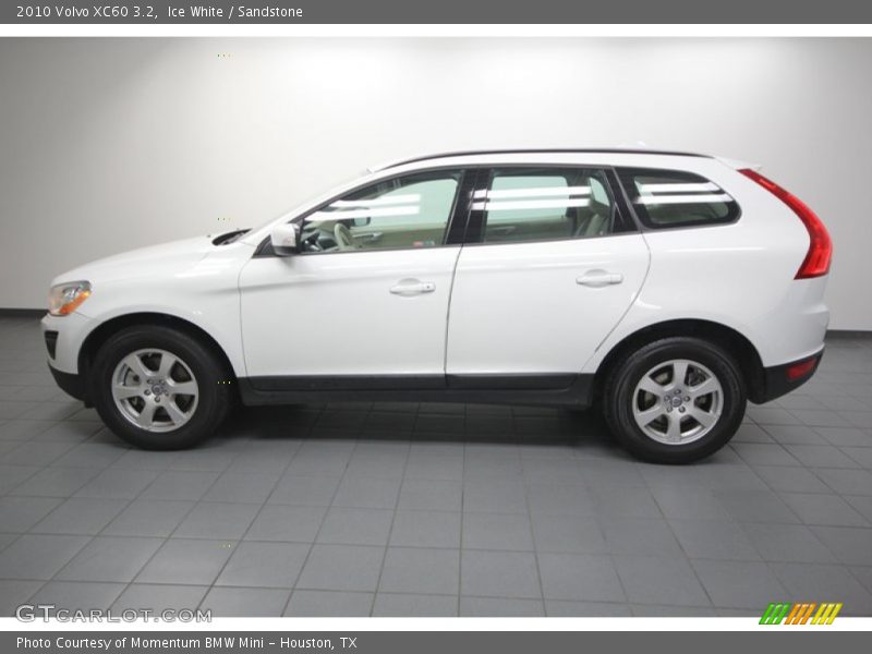 Ice White / Sandstone 2010 Volvo XC60 3.2