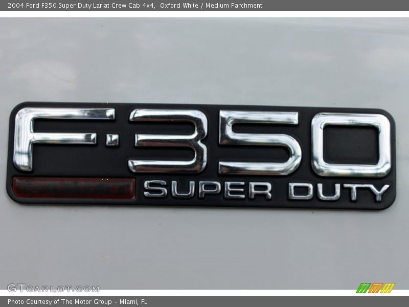 Oxford White / Medium Parchment 2004 Ford F350 Super Duty Lariat Crew Cab 4x4