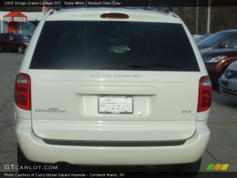 Stone White / Medium Slate Gray 2005 Dodge Grand Caravan SXT