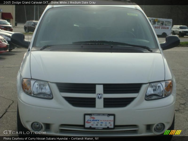 Stone White / Medium Slate Gray 2005 Dodge Grand Caravan SXT