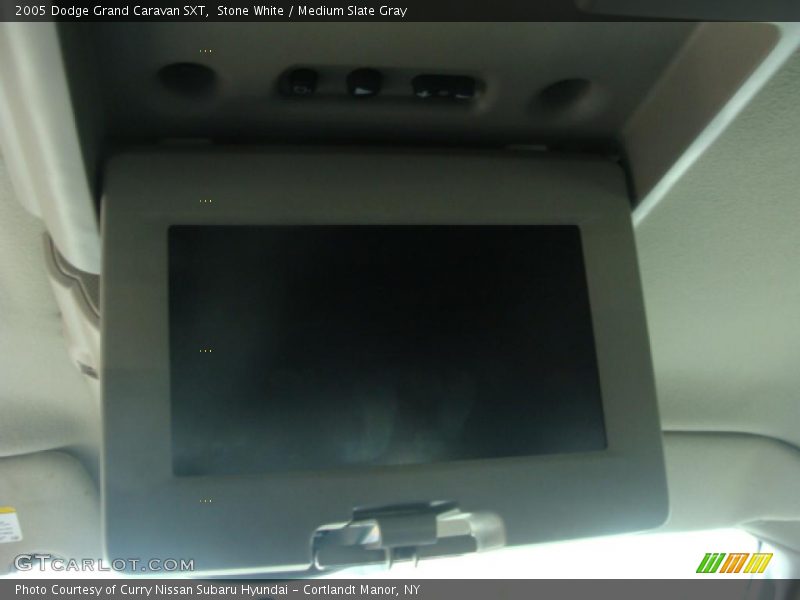Stone White / Medium Slate Gray 2005 Dodge Grand Caravan SXT