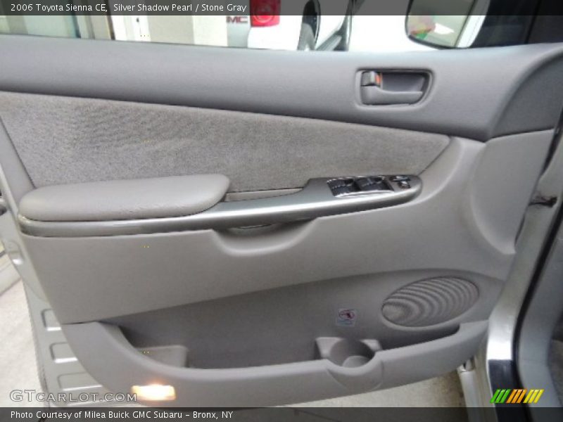 Silver Shadow Pearl / Stone Gray 2006 Toyota Sienna CE