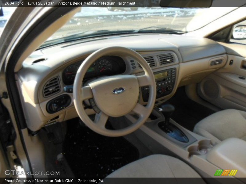 Arizona Beige Metallic / Medium Parchment 2004 Ford Taurus SE Sedan