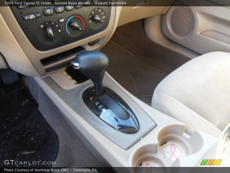 Arizona Beige Metallic / Medium Parchment 2004 Ford Taurus SE Sedan